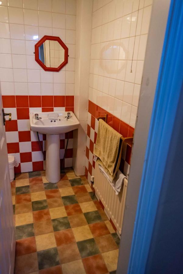Aarondale Guest House Hartlepool Buitenkant foto