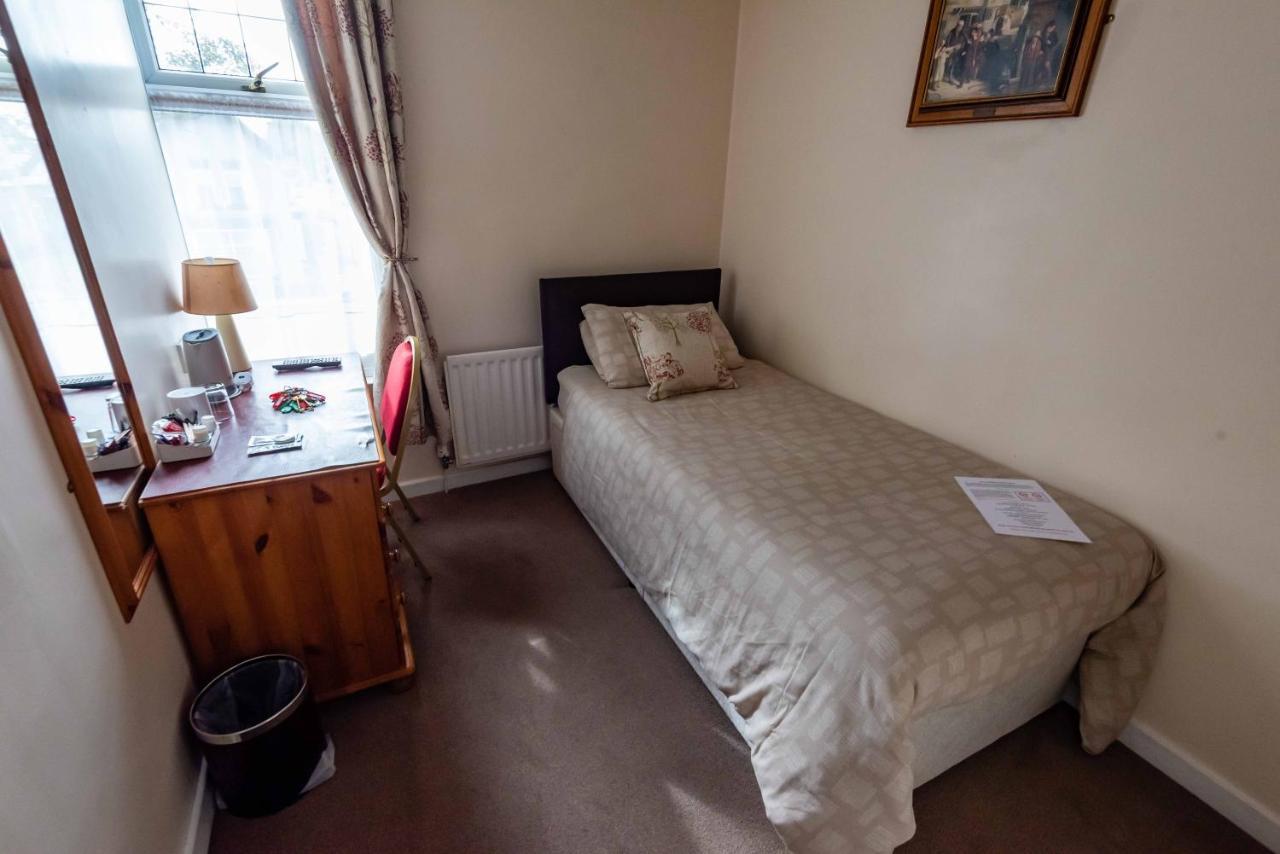 Aarondale Guest House Hartlepool Buitenkant foto